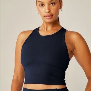 BEYOND YOGA Black PowerBeyond Strive Cropped Tank Shelf Bra Sz XXS